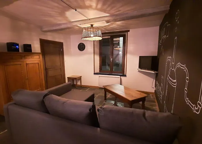 Holiday home Les De La Brasserie D'aubrives La Malterie Et La Houblonniere *